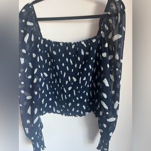 Aritzia Wilfred Smocked Blouse